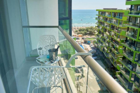 Studio Capri Spa n Pool Beach resort